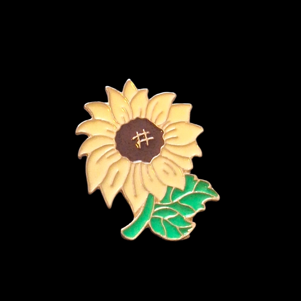 Vintage Sunflower Enamel Pin - Picture 3 of 5